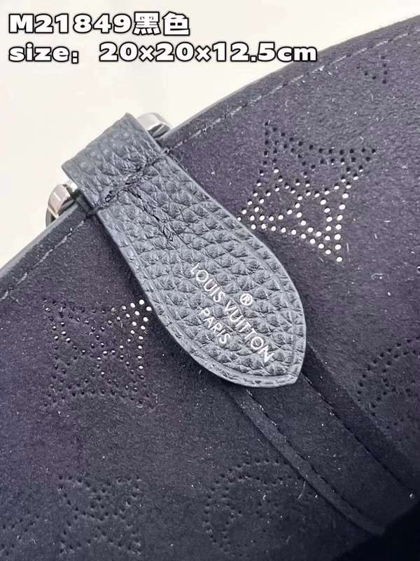 Side profile of sleek modern women's handbag – women's premium purse