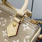  everyday shopper bag detail view showing craftsmanship 8