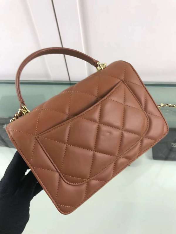 Zivas Charm Timeless Appeal Fashion Handbag (Designer-Inspired Craftsmanship) – Detail View