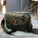 Side profile of modern chic women's handbag – women's designer-style accessory