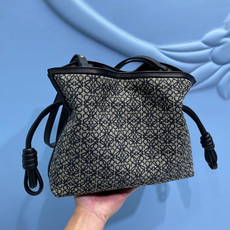 Ziva's Charm handbag – product shot (Standard Size)