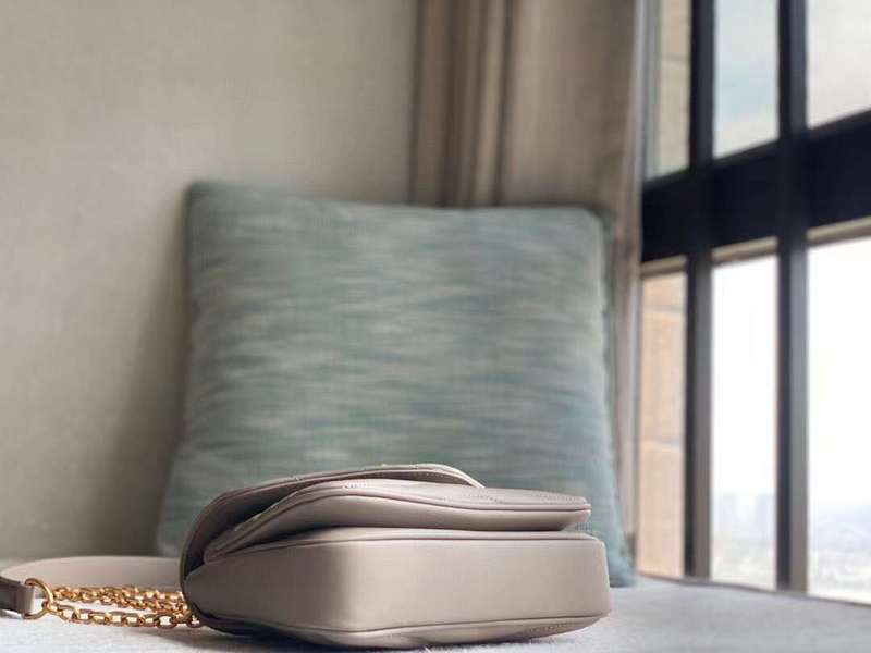 Close-up detail of modern sleek women's handbag – women's statement bag