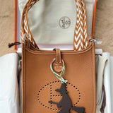  Modern top-handle bag front view 31