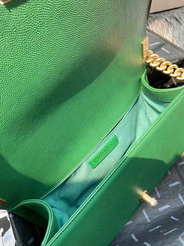  women's handbag, mid design, view 2