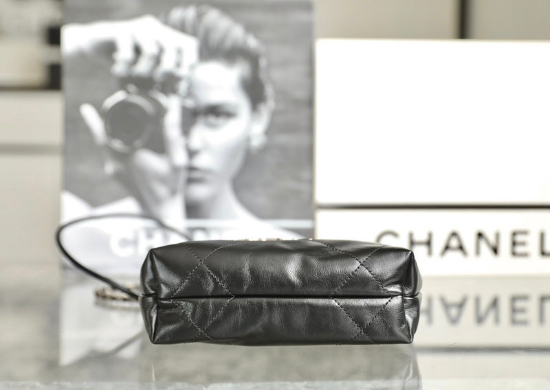  women's handbag, versatile design, view 3