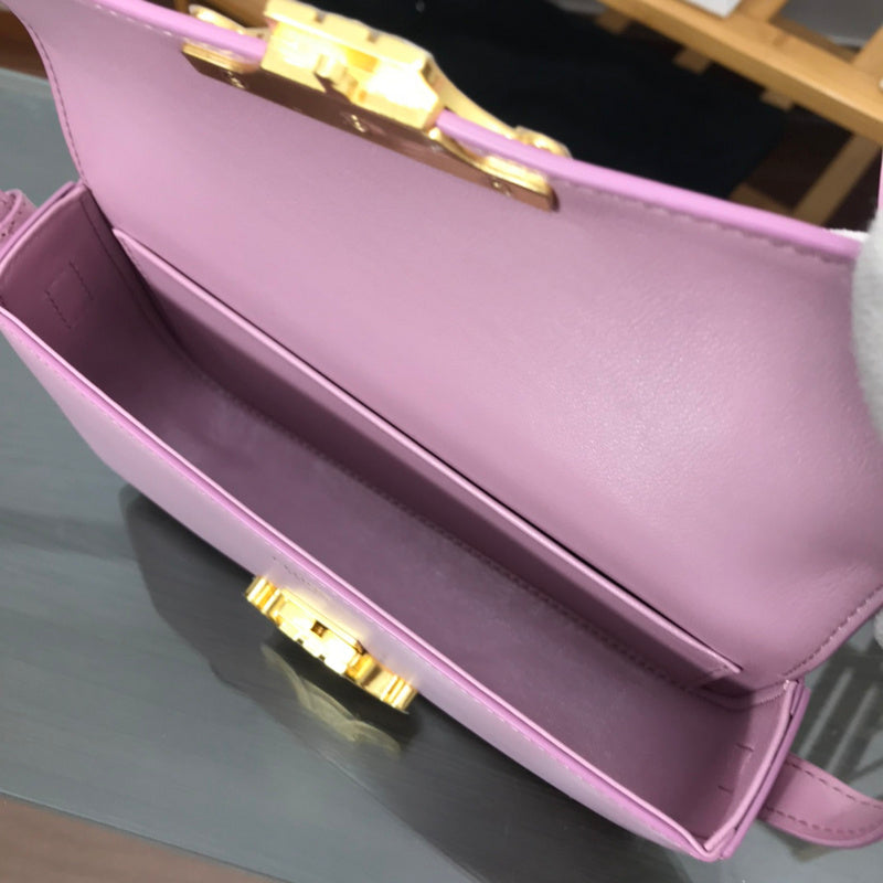 Handle and strap detail of structured statement women's handbag – women's everyday handbag