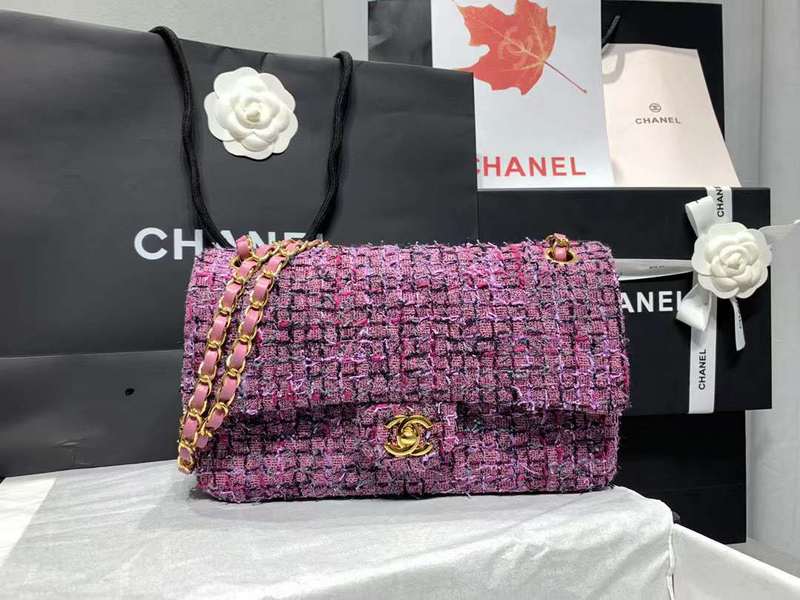 Zivas Charm Refined Everyday Style Luxury Handbag (Effortless Style Upgrade) – Detail View