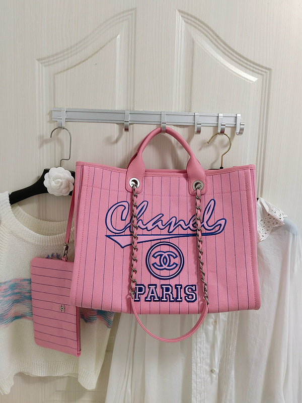  spacious purse view 1