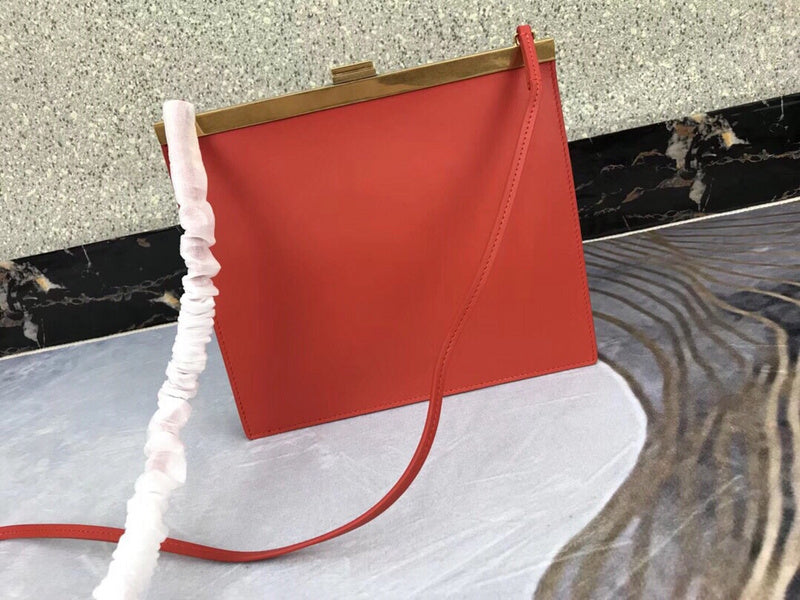 Styled lifestyle shot of refined sleek women's handbag – women's everyday handbag