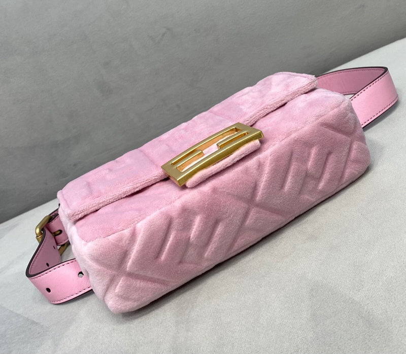 Ziva's Charm handbag – styled view (19cm*5cm*10cm)