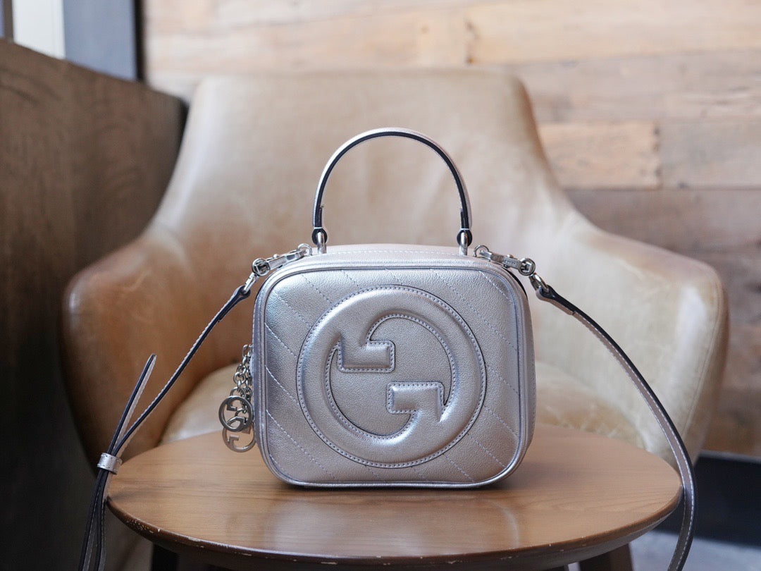 Gucci Blondie Top Handle Bag – luxury designer top handle bag at Bellvora