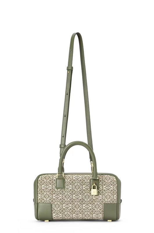 Ziva's Charm handbag – full view (20cm*11cm*18cm)