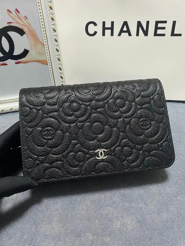 Zivas Charm Timeless Appeal Fashion Handbag (Statement-Ready Design) – Front View