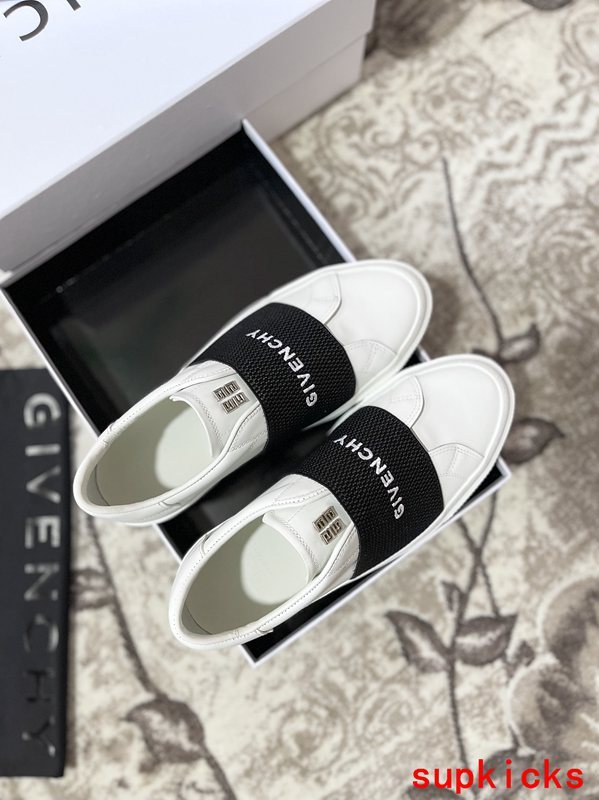 Givenchy shoes Style 028 - back heel detail