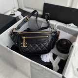  spacious purse view 2
