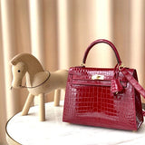  Structured shopper bag carried on shoulder 22