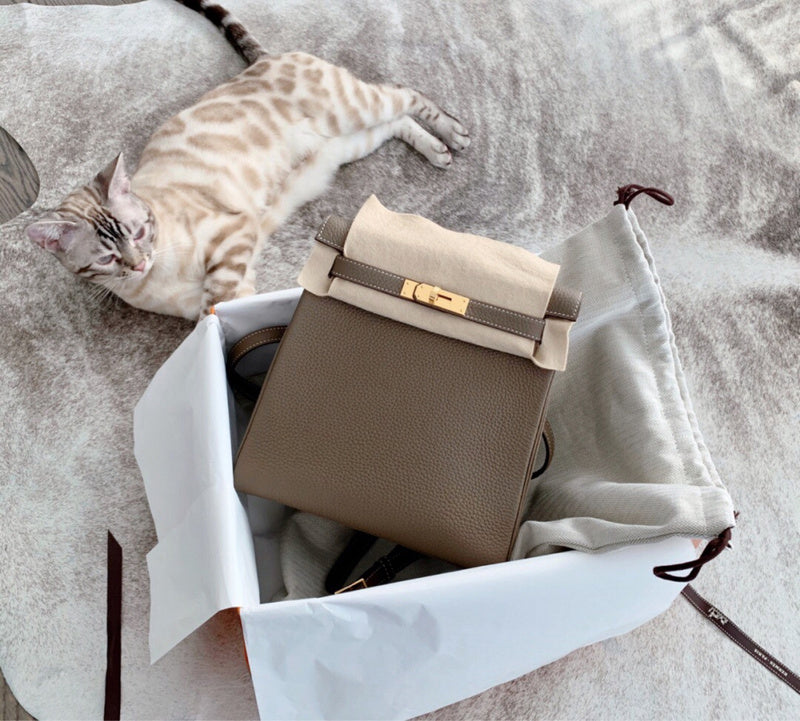 Side view of balanced structured handbag