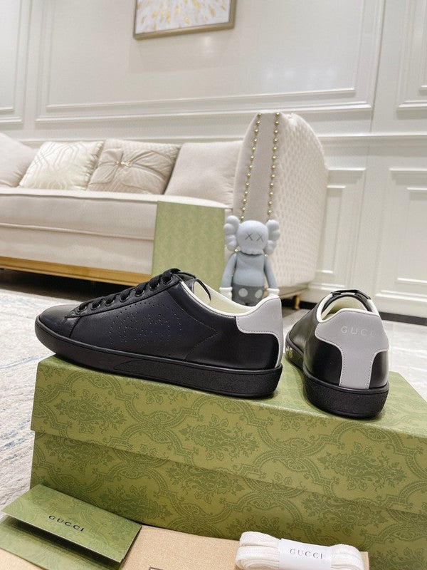 Gucci classic monochrome luxury sneakers view 7 everyday casual design