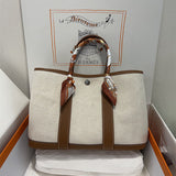  structured tote bag styled with outfit