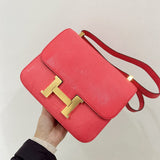  effortless top-handle bag detail view showing craftsmanship 8
