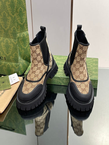 Gucci stone beige luxury sneakers view 11 padded collar comfort