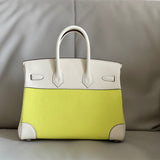  elegant shopper bag detail view showing craftsmanship 8