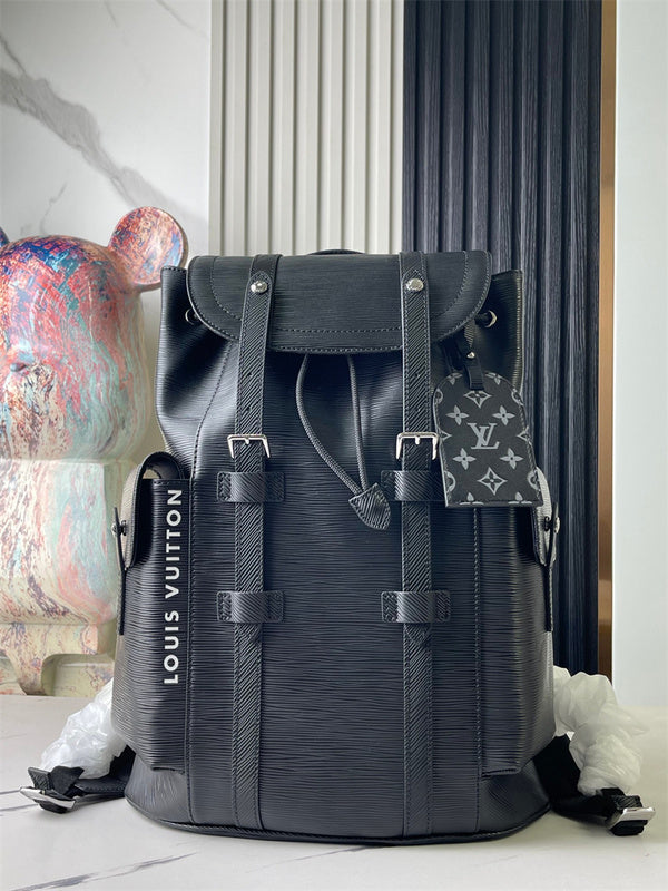  understated shoulder bag detail view showing craftsmanship