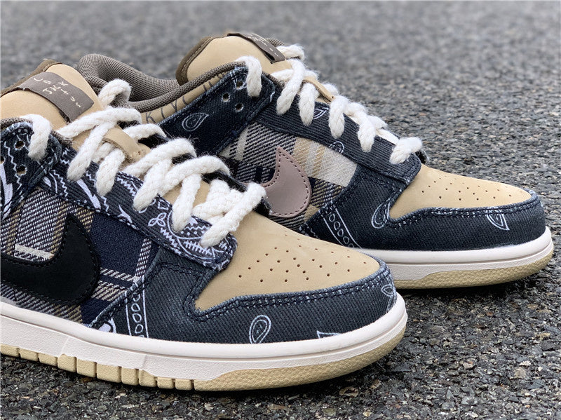 Nike Men's & Women's Premium Designer Sneakers — Style 022 interior view