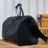 Close-up detail of elevated structured women's handbag – women's premium purse