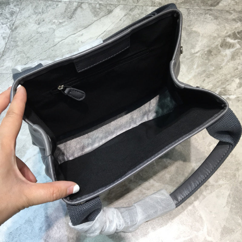 Polished Premium PU Leather Handbag - Sleek Minimalist Lines | Women's Fashion Handbag #783 - close-up detail shot (image 3) of designer-inspired handbag