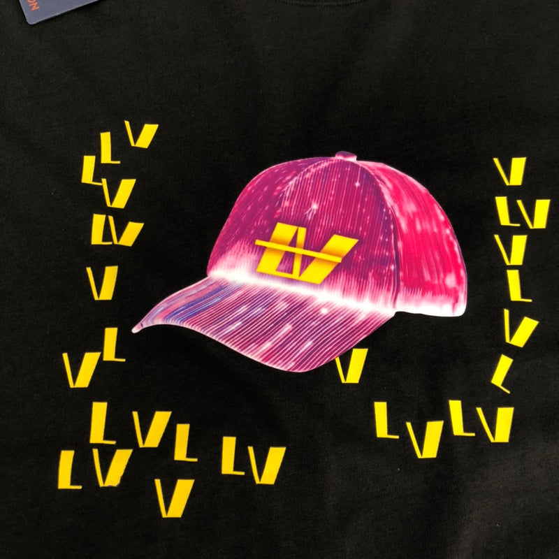 Full styled look of Louis Vuitton cotton t-shirt with everyday silhouette