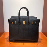  Everyday carryall bag carried on shoulder 16