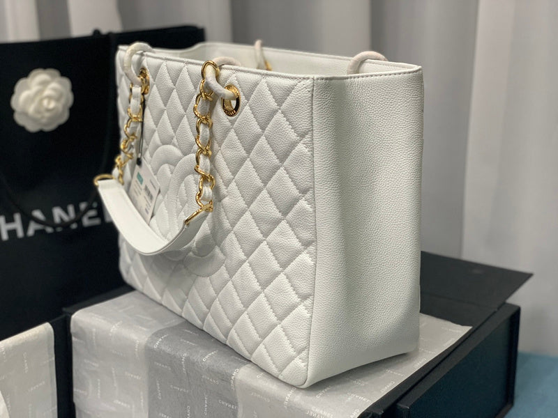  handbag, spacious everyday style, image 7