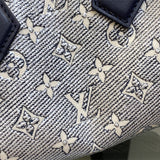 Smart shoulder bag front view 7