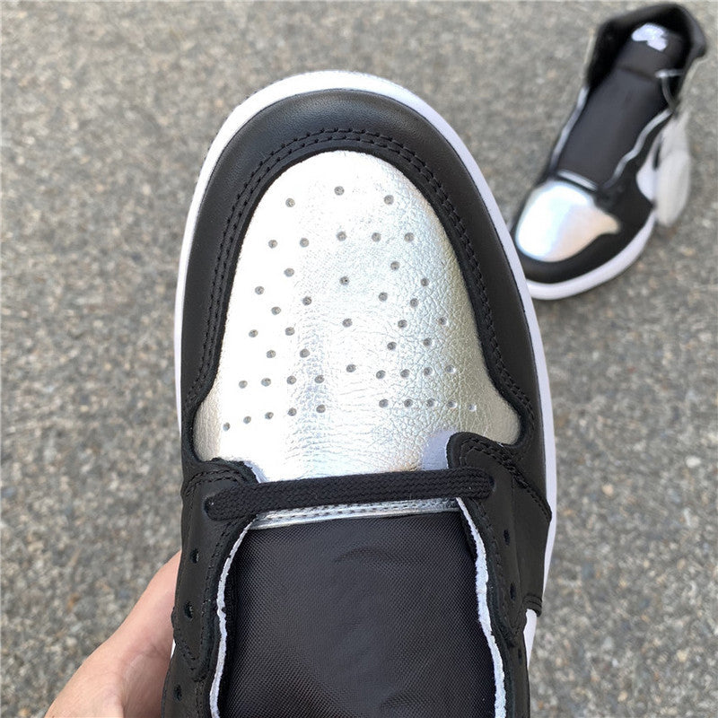 Nike Men's & Women's Premium Athletic Sneakers — Style 163 interior view