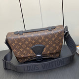  Chic tote bag front view 13
