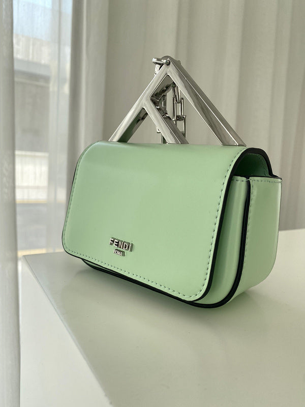 Ziva's Charm handbag – close-up view (13cm*7cm*6cm)
