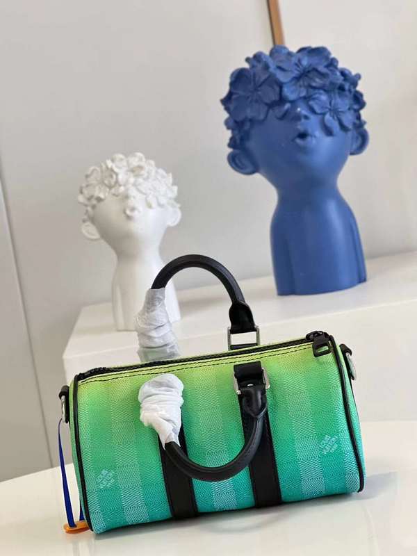 Back view of everyday-luxe refined women's handbag – women's luxury handbag