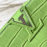 Tailored everyday bag carried on shoulder 52