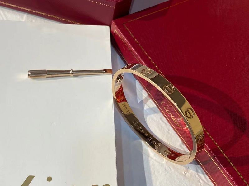 Front view of Cartier unisex jewelry piece