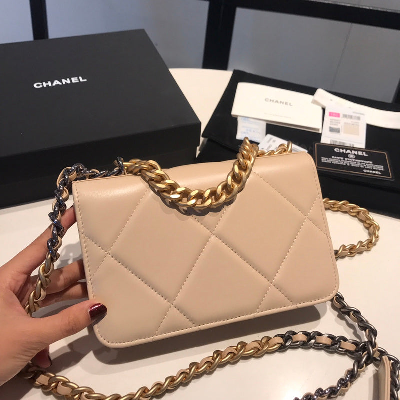 Zivas Charm Contemporary Flair Fashion Handbag (Considered Detail & Form) – Lifestyle Shot