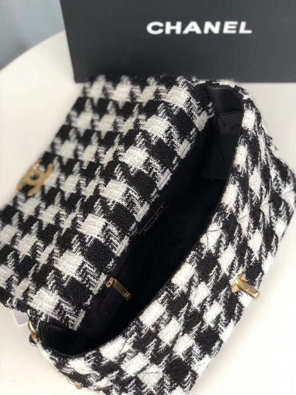  women's handbag, spacious design, view 6