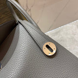 Effortless handbag styled for everyday wear