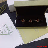 Front view of Van Cleef & Arpels unisex jewelry piece
