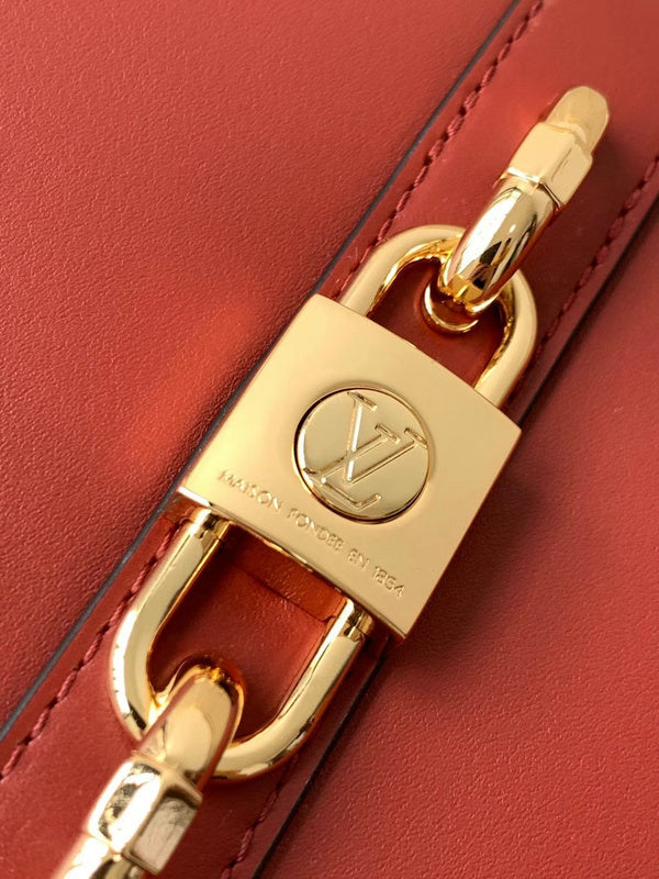 Styled lifestyle shot of polished structured women's handbag – women's everyday handbag
