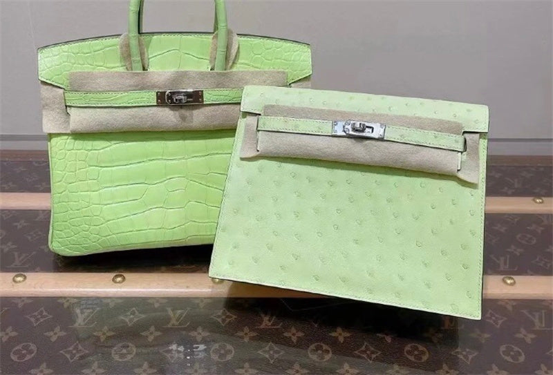  Essential satchel front view 7