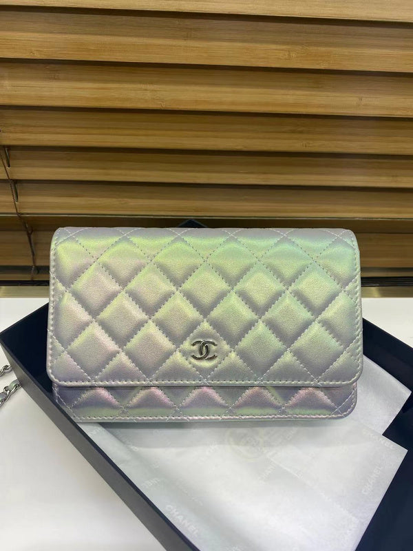  mid purse view 3