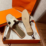 Hermès Beige Platform Sandals - Close-Up Texture View