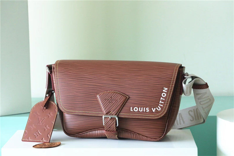  signature structured bag styled with outfit