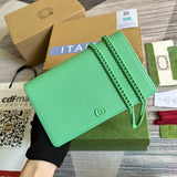 Front view of modern chic women's handbag – women's designer-style accessory